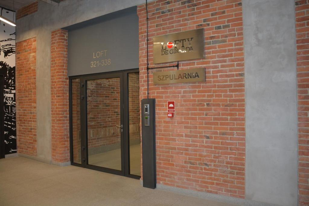 Loftstyle Apartament 2 Zyrardow Eksteriør billede